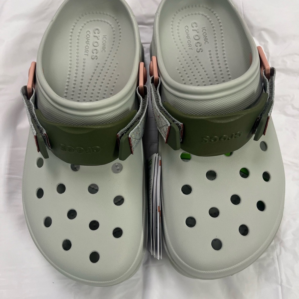 Crocs Unisex-Adult All Terrain Clogs with Adjustable Heel Strap size m10 w12